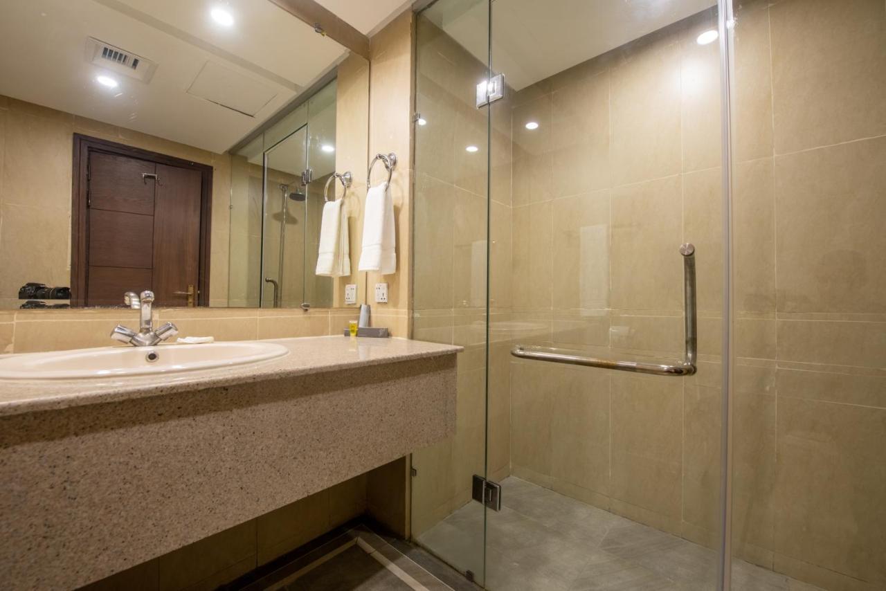 Legend Hotel Islamabad Bagian luar foto