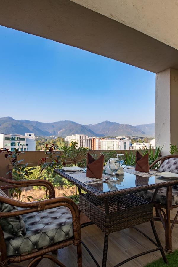 Legend Hotel Islamabad Bagian luar foto